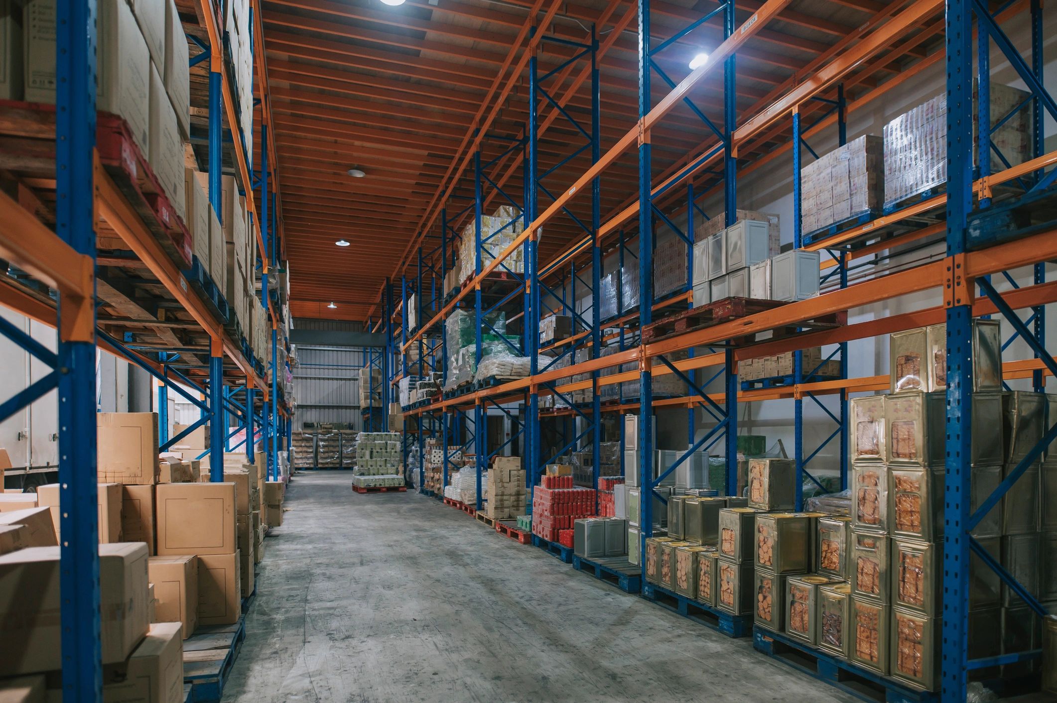 Home storage bins in bulk